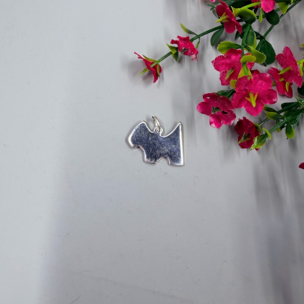 925 Sterling Silver Vintage Dog Silhouette Pendant
